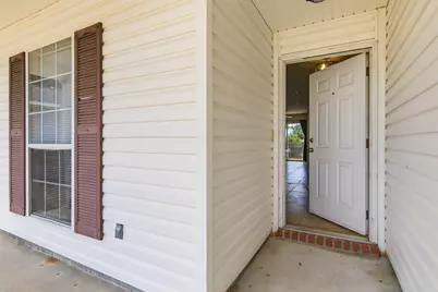 7660 Chablis Circle, Navarre, FL 32566 - Photo 7