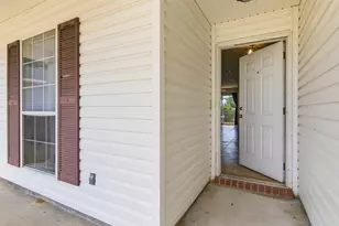 7660 Chablis Cir, Navarre, FL 32566 - Photo 7