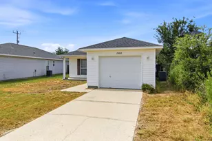 7660 Chablis Cir, Navarre, FL 32566 - Photo 3