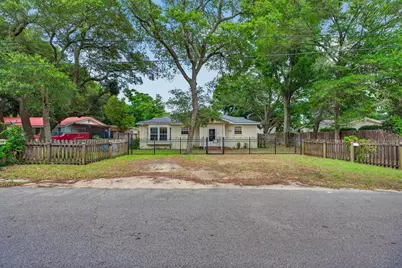 679 Anderson Drive, Fort Walton Beach, FL 32547 - Photo 5