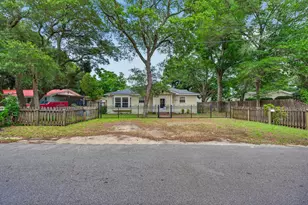 679 Anderson Dr, Fort Walton Beach, FL 32547 - Photo 5