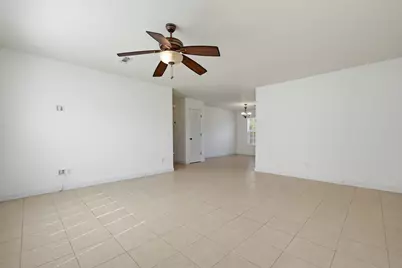 305 N Rangeline Street, Bonifay, FL 32425 - Photo 3