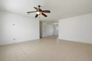 305 N Rangeline St, Bonifay, FL 32425 - Photo 3