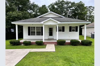 305 N Rangeline Street, Bonifay, FL 32425 - Photo 1