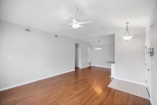 1501 N Partin Dr, Niceville, FL 32578 - Photo 9