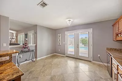 9624 Meadow Wood Lane, Navarre, FL 32566 - Photo 25