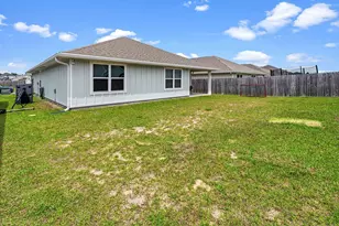 417 Scarborough St, Crestview, FL 32539 - Photo 29