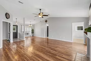207 Secretariat Dr, Crestview, FL 32539 - Photo 13