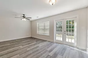 105 Swaying Pine Ct, Crestview, FL 32539 - Photo 9