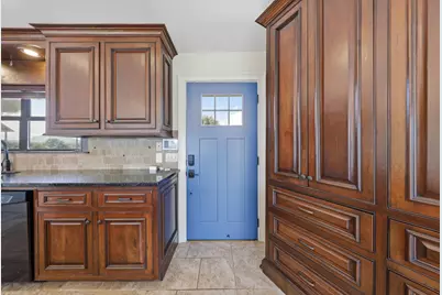 757 Seahorse Avenue, Fort Walton Beach, FL 32548 - Photo 11