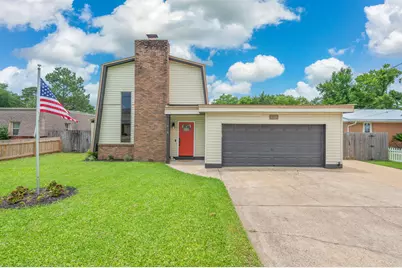 618 Russell Boulevard, Fort Walton Beach, FL 32547 - Photo 1