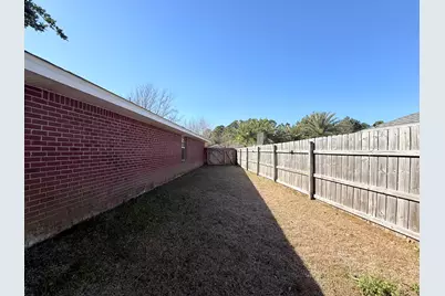 2414 Heritage Circle, Navarre, FL 32566 - Photo 33