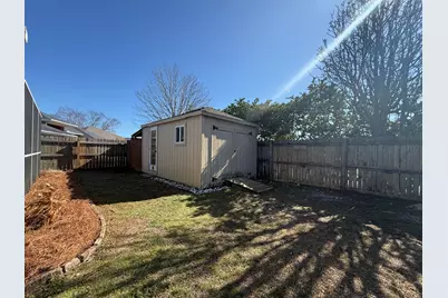 2414 Heritage Circle, Navarre, FL 32566 - Photo 31