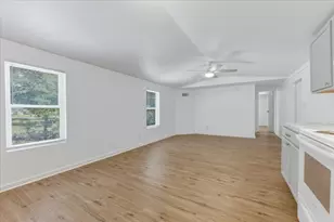 5473 Bluebird St, Milton, FL 32583 - Photo 3