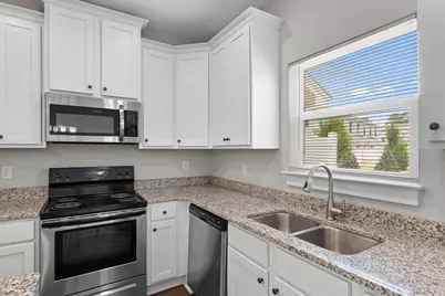 400 Mattie M Kelly #71, Destin, FL 32541 - Photo 11
