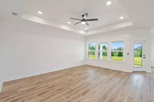 3070 Lucky Farm Ln, Panama City, FL 32404 - Photo 7