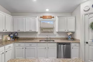 6115 Redberry Dr, Gulf Breeze, FL 32563 - Photo 13