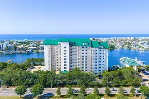662 Harbor Blvd, Destin, FL 32541 - Photo 1