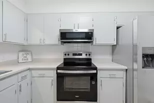 5516 Royal St, Crestview, FL 32539 - Photo 7