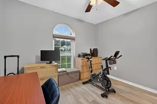519 E Timberlake Dr, Mary Esther, FL 32569 - Photo 21