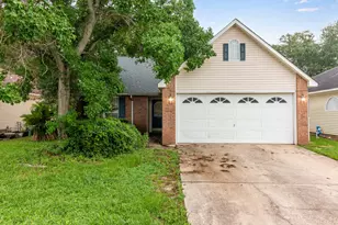 917 Claeven Cir, Fort Walton Beach, FL 32547 - Photo 1