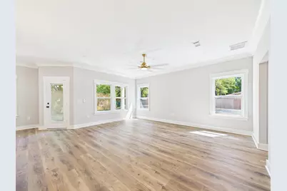 316 Boxer Avenue, Niceville, FL 32578 - Photo 5