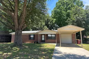 107 Lea Pl, Crestview, FL 32539 - Photo 1