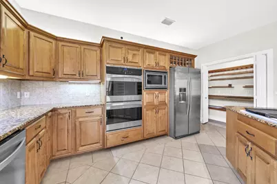 511 Fallin Water Drive, Mary Esther, FL 32569 - Photo 7