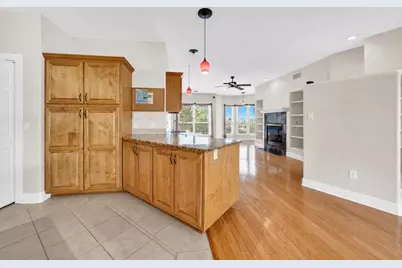 511 Fallin Water Drive, Mary Esther, FL 32569 - Photo 11