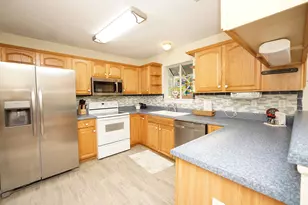 1700 Glenwood Ct, Niceville, FL 32578 - Photo 9