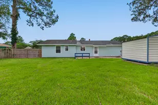 1425 Mixon Dr, Fort Walton Beach, FL 32547 - Photo 39