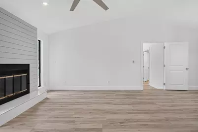 1425 Mixon Drive, Fort Walton Beach, FL 32547 - Photo 15