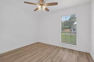1425 Mixon Dr, Fort Walton Beach, FL 32547 - Photo 25