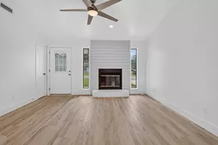 1425 Mixon Dr, Fort Walton Beach, FL 32547 - Photo 7