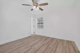 1425 Mixon Dr, Fort Walton Beach, FL 32547 - Photo 23