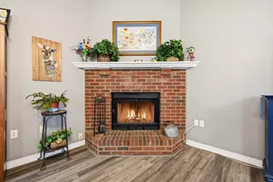 181 Wright Cir, Niceville, FL 32578 - Photo 11