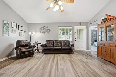 181 Wright Circle, Niceville, FL 32578 - Photo 9