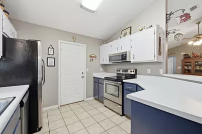 181 Wright Circle, Niceville, FL 32578 - Photo 15