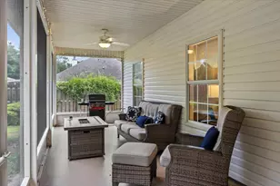 2555 Holley Pl, Navarre, FL 32566 - Photo 47
