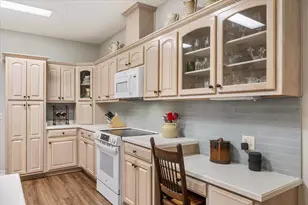 2555 Holley Pl, Navarre, FL 32566 - Photo 29
