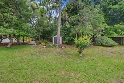 2555 Holley Place, Navarre, FL 32566 - Photo 43
