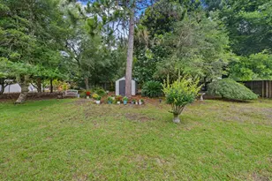 2555 Holley Pl, Navarre, FL 32566 - Photo 43