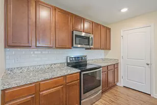 363 Merlin Ct, Crestview, FL 32539 - Photo 13