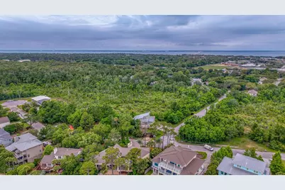 1132 Soundview Trail, Gulf Breeze, FL 32561 - Photo 53