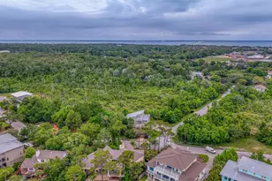 1132 Soundview Trail, Gulf Breeze, FL 32561 - Photo 53