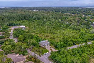 1132 Soundview Trail, Gulf Breeze, FL 32561 - Photo 43