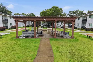 609 Colonial Dr, Fort Walton Beach, FL 32547 - Photo 37