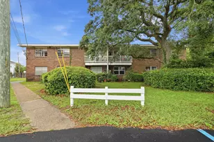 609 Colonial Dr, Fort Walton Beach, FL 32547 - Photo 41