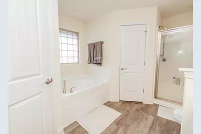 6204 Nanterre Cove, Crestview, FL 32536 - Photo 17