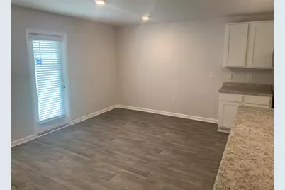 642 Earl Godwin Road, Freeport, FL 32439 - Photo 7